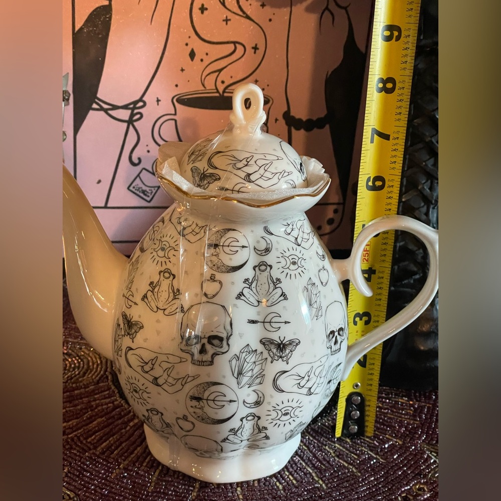 PARK CHATEAU NEW Mystical Moon Gypsea Witchy Boho Unique Teapot W/Gothic Motifs - Picture 8 of 12